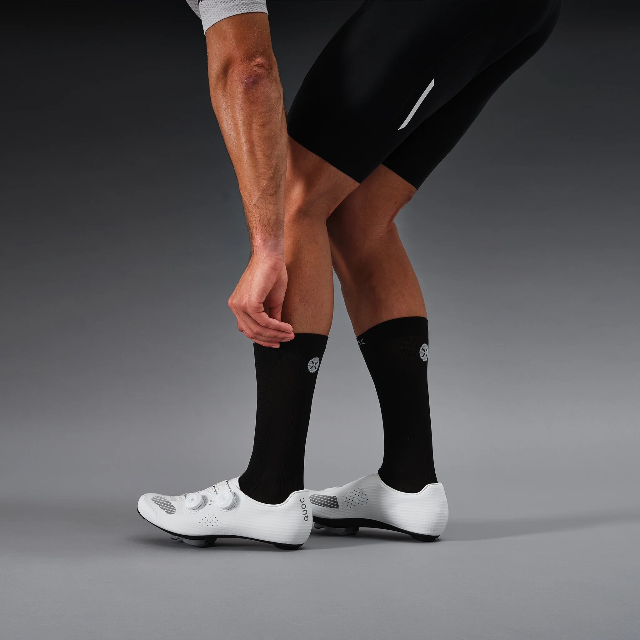 Cycling Mid-Calf Socks Men | Black / White - Image 6