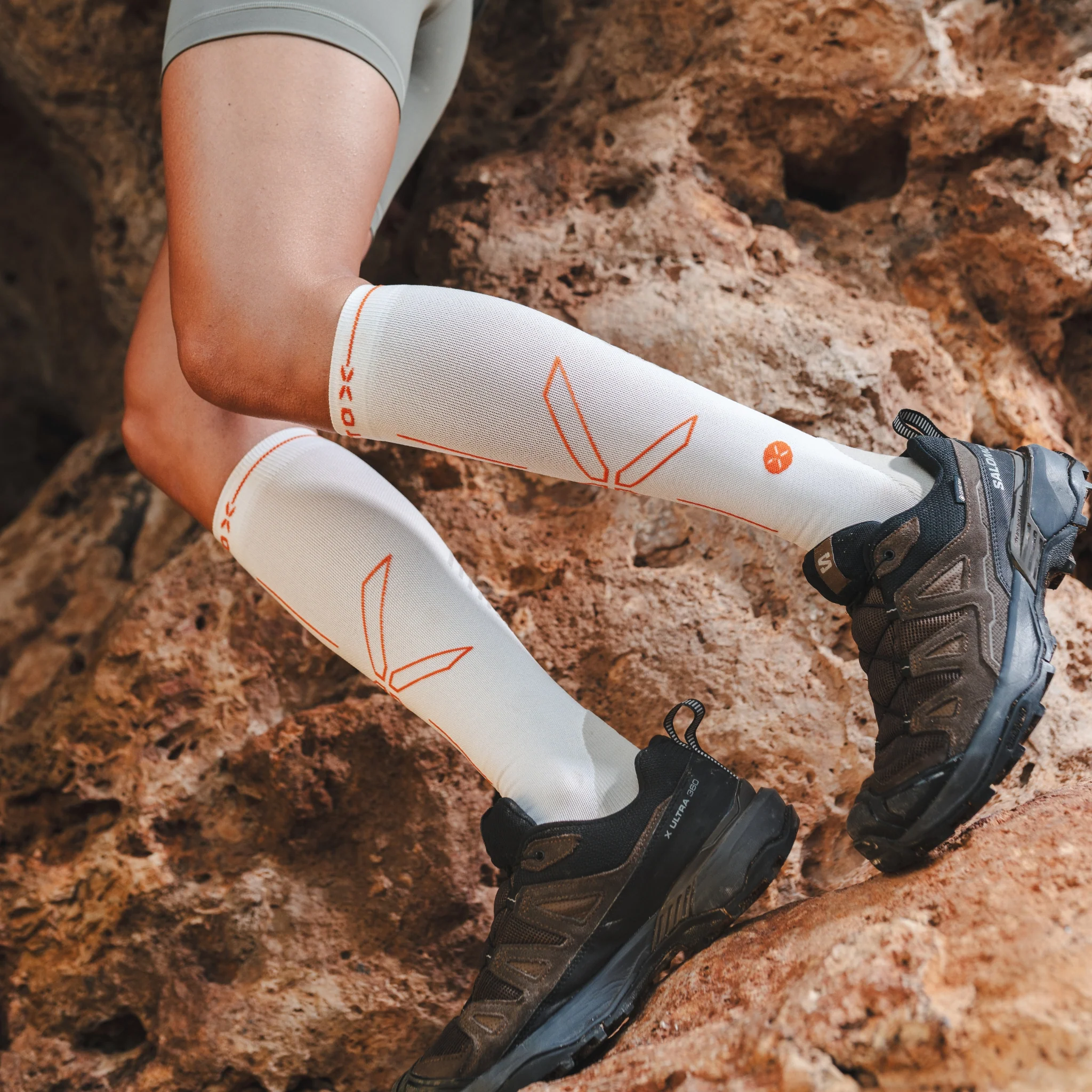 Dryarn® Hiking Socks Women | White / Orange - Image 6