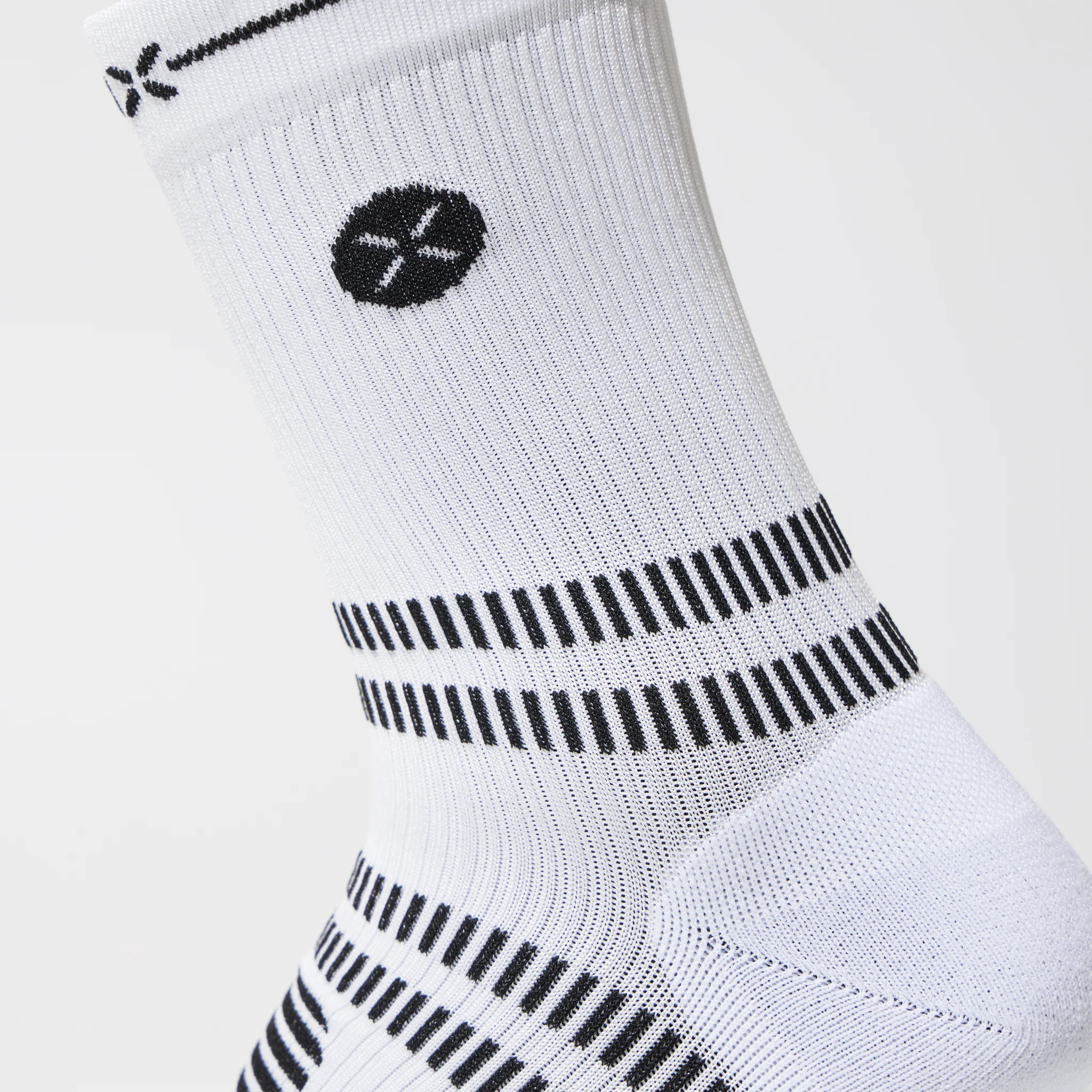 Running Ankle Socks Men 2-Pack | White / Black - Image 4