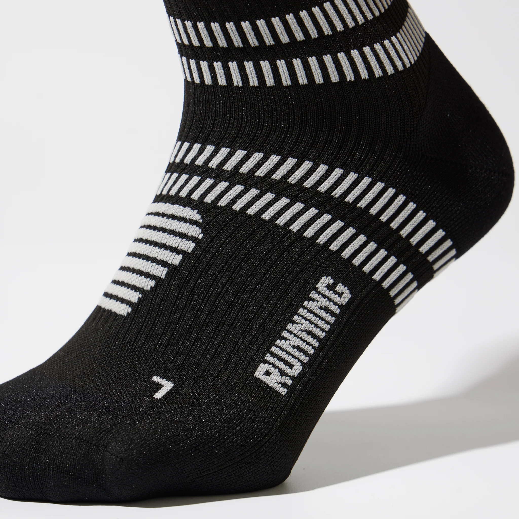 Running Ankle Socks Women | Black / Light Grey - Image 4