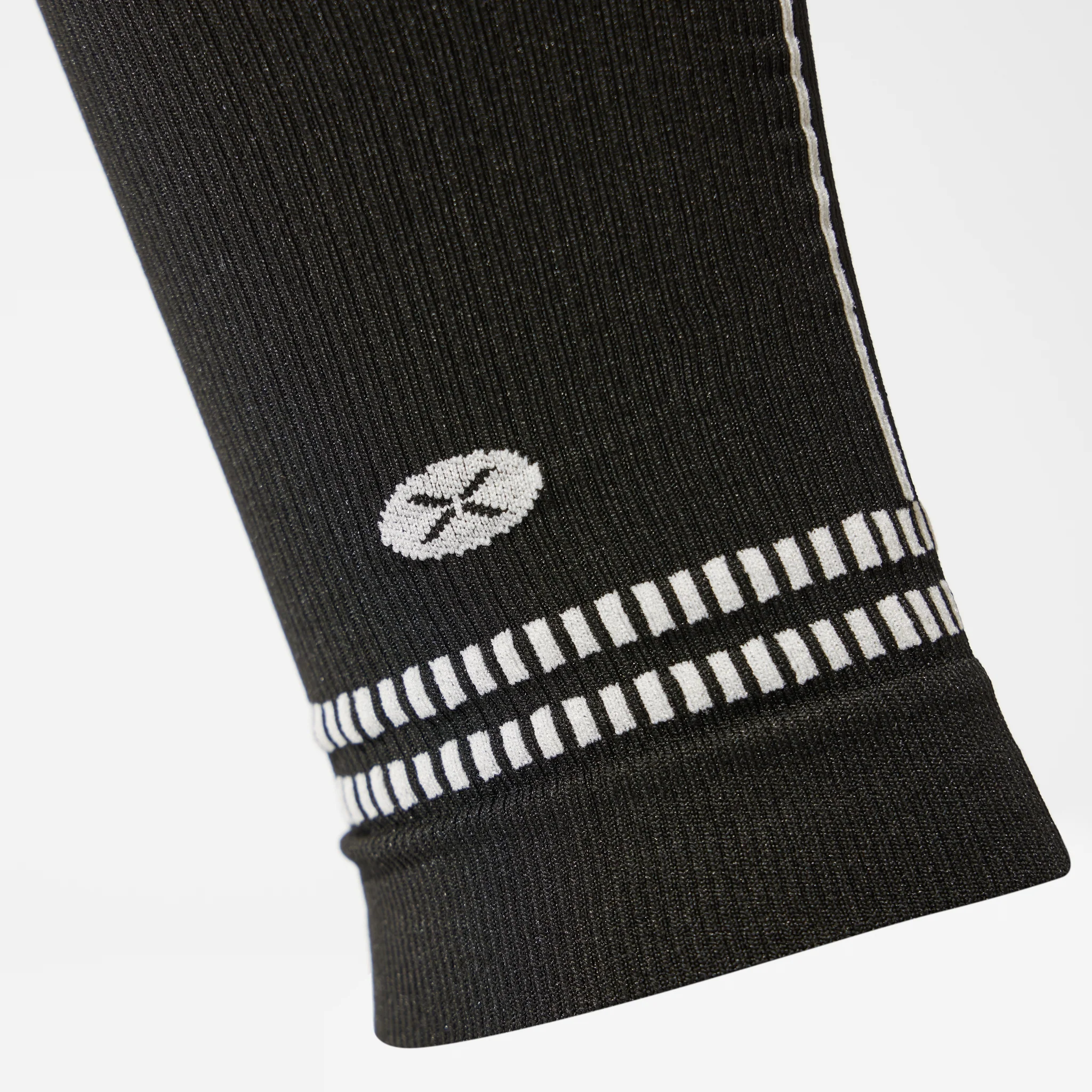 Calf Sleeves Men | Black / Light Grey - Image 5