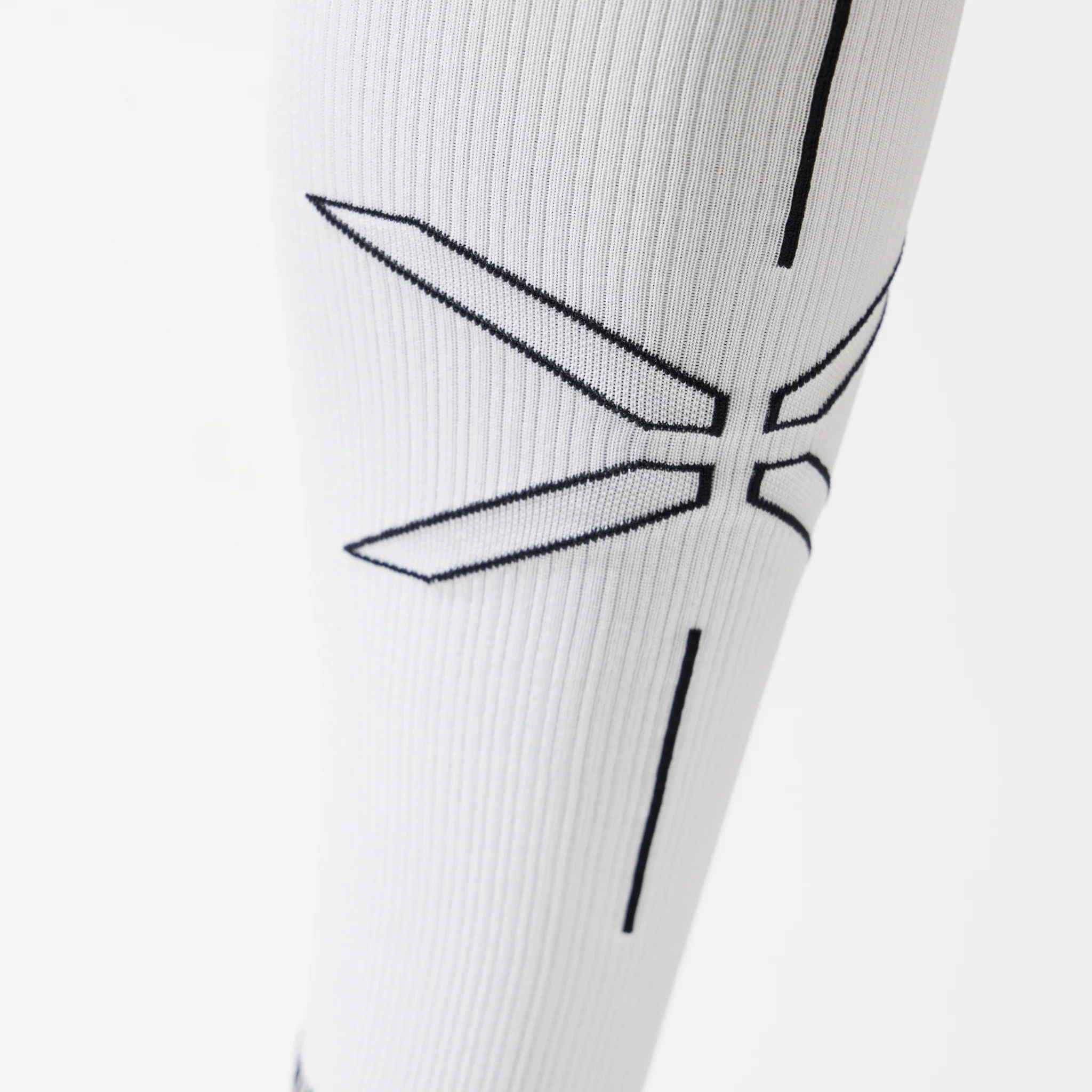 Calf Sleeves Men | White / Black - Image 4