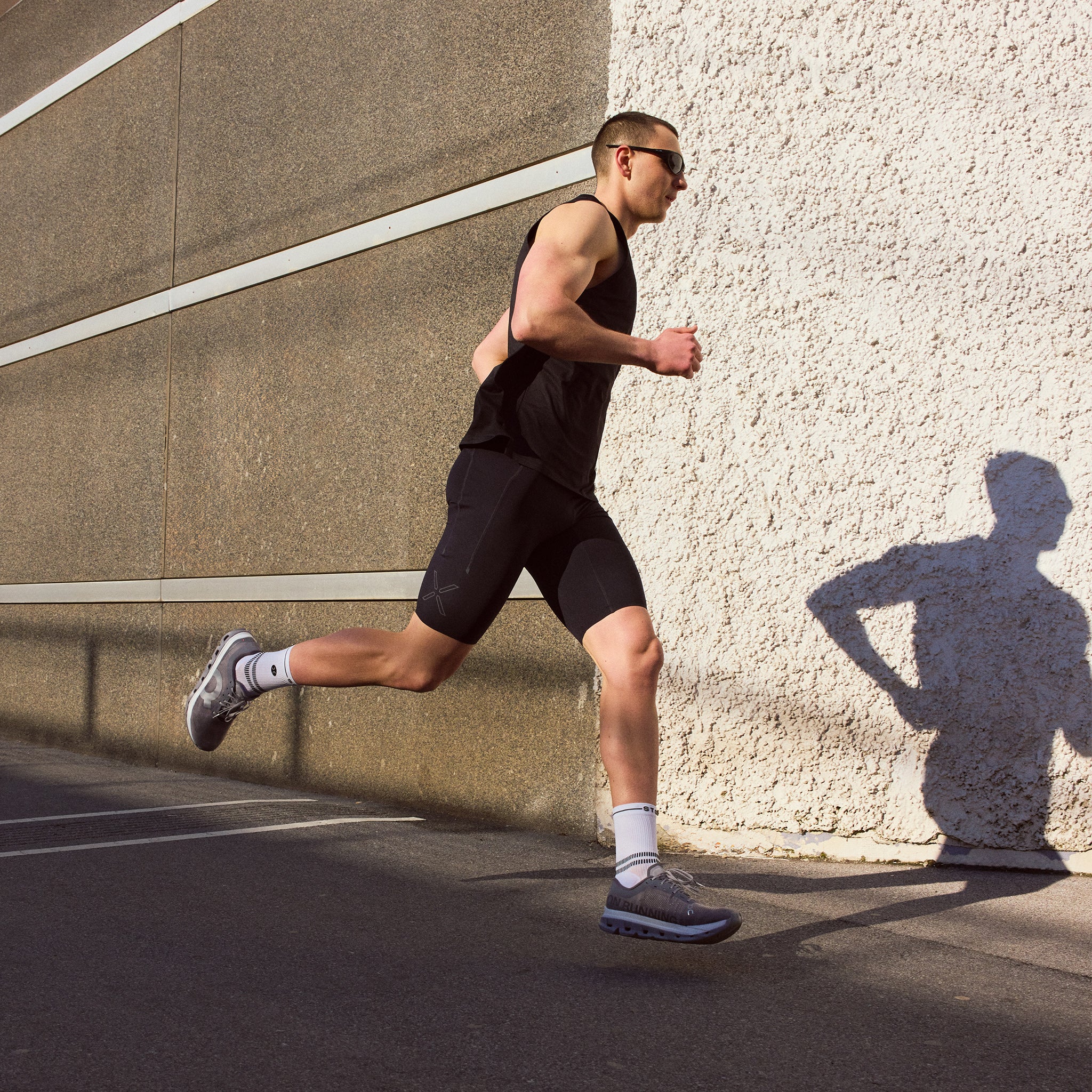 Running Shorts Men | Black / Light Grey - Image 4