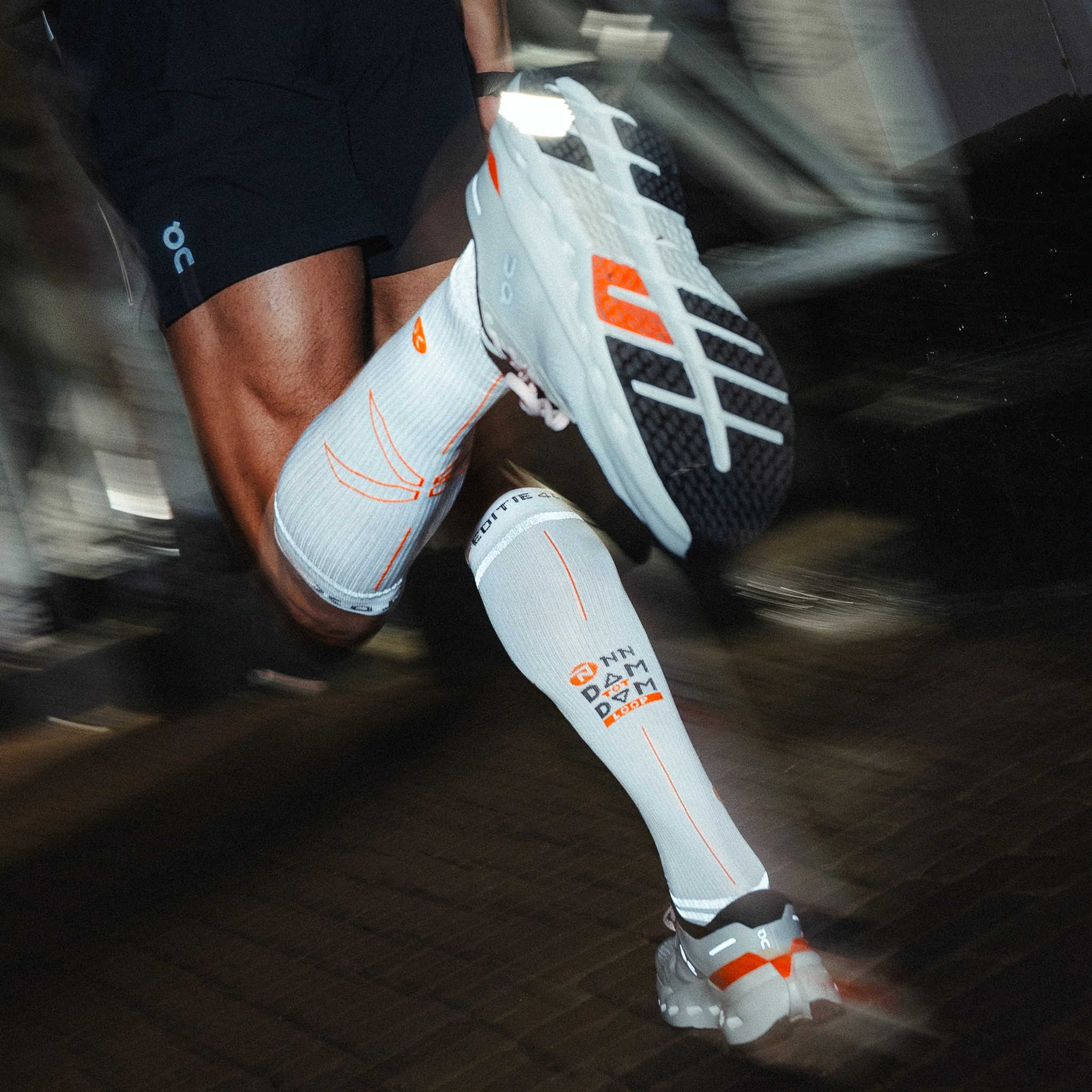 Reflective Running Socks Men | NN Dam tot Damloop 2026 - Image 6
