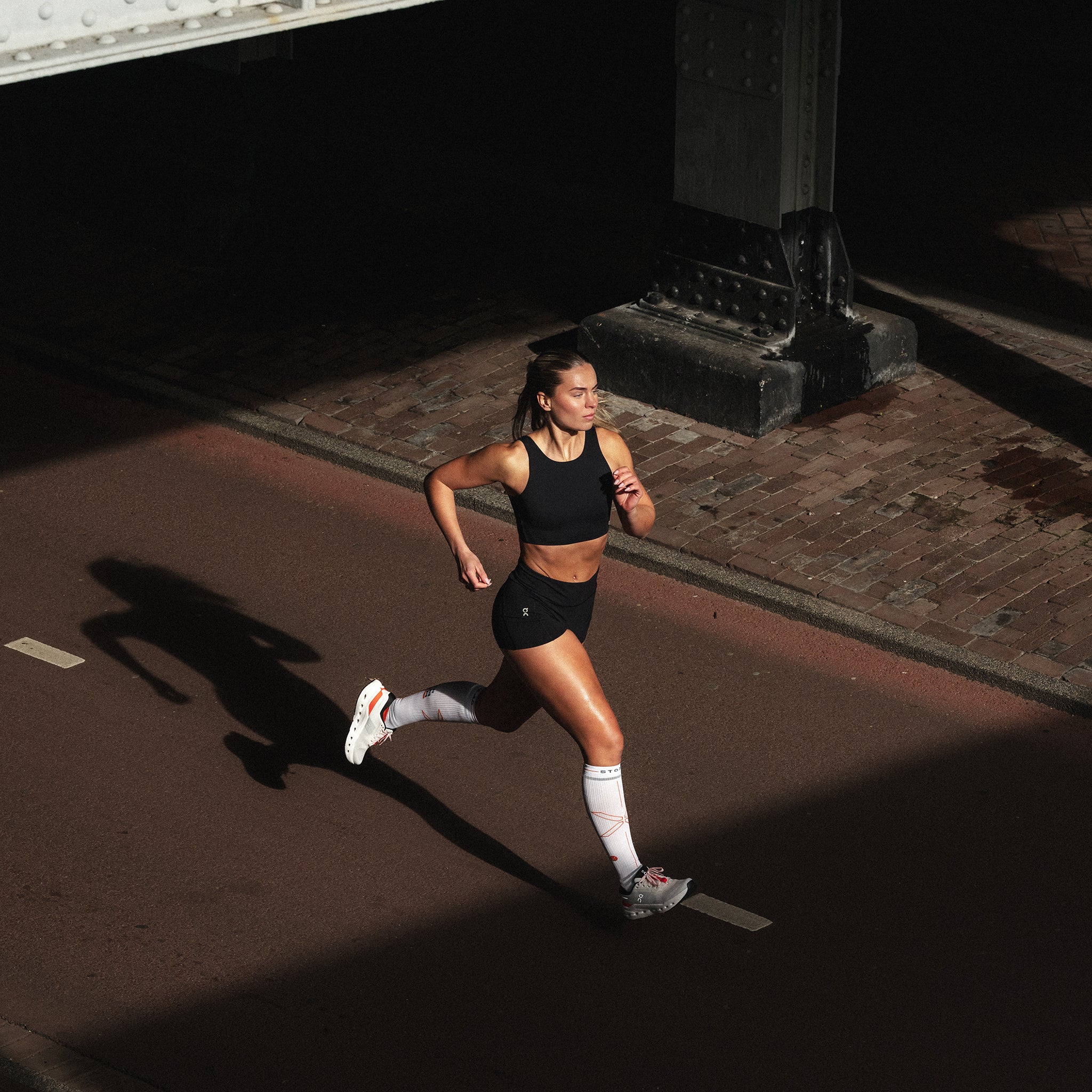 Reflective Running Socks Women | NN Dam tot Damloop 2026 - Image 6