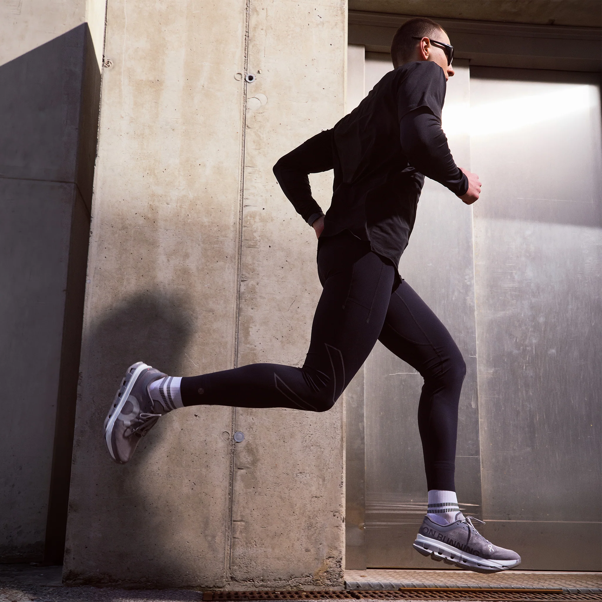 Running Tights Men | Black / Light Grey - Image 4