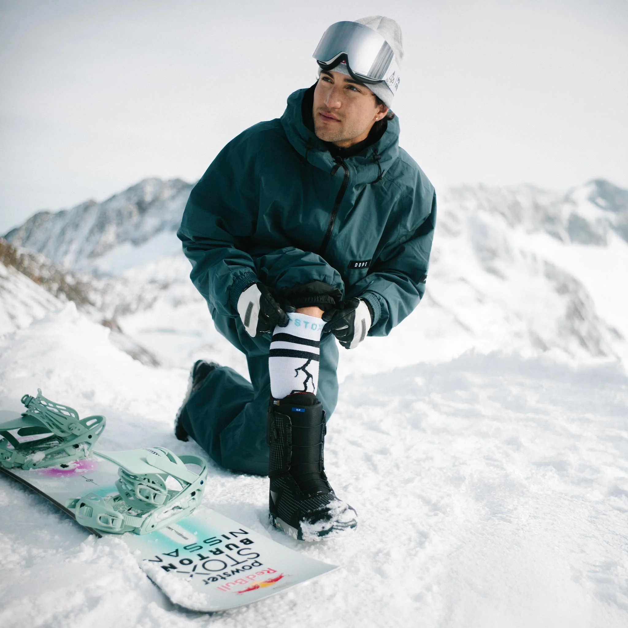 Merino Snow Socks Men – Leon Vockensperger Edition | White / Black / Turquoise - Image 5