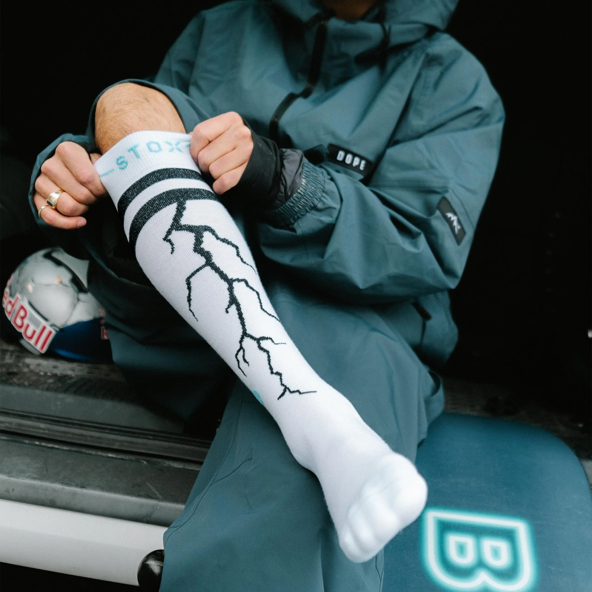 Merino Snow Socks Men – Leon Vockensperger Edition | White / Black / Turquoise - Image 6