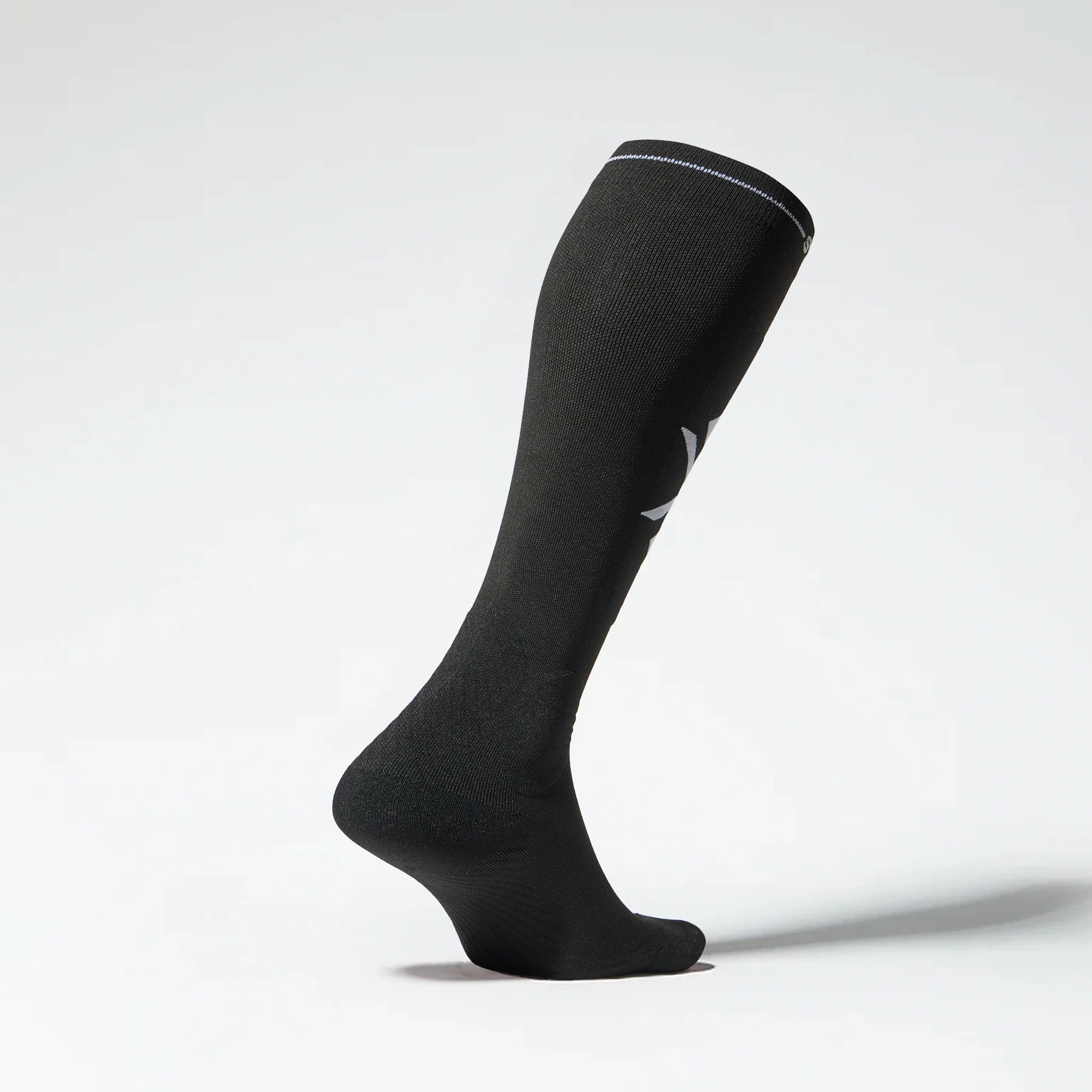 Ultralight Skiing Socks Women | Black / White - Image 3